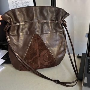 Novabell Leather Shoulder Bag